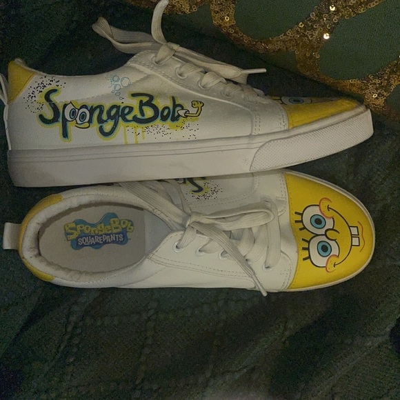 Sponge Bob Square Pants GroundUp Sneakers - Size 5 - Picture 4 of 7
